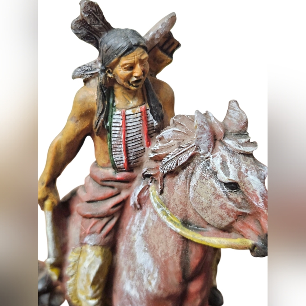 Resin Native American Indian Warrior On Horse Howling wolf sculpture Pottery 9" - Picture 4 of 11